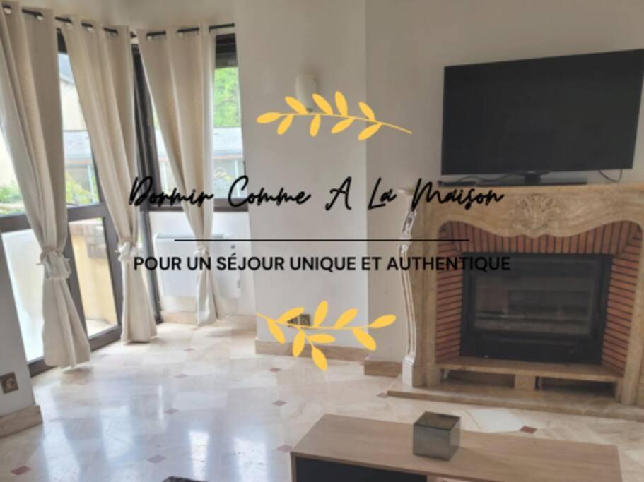 Châteaubriant Le Castel - Dormir Comme A La Maison - מראה חיצוני תמונה